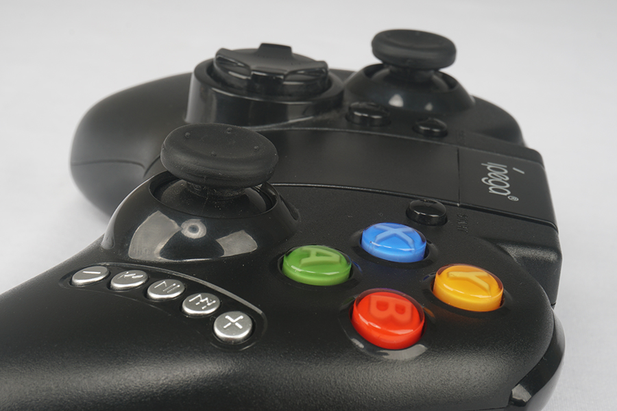 tay cầm chơi game cho android.jpg